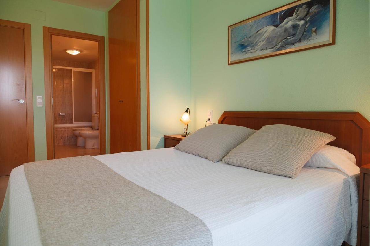 Uhc Village Park Apartments 萨洛 外观 照片
