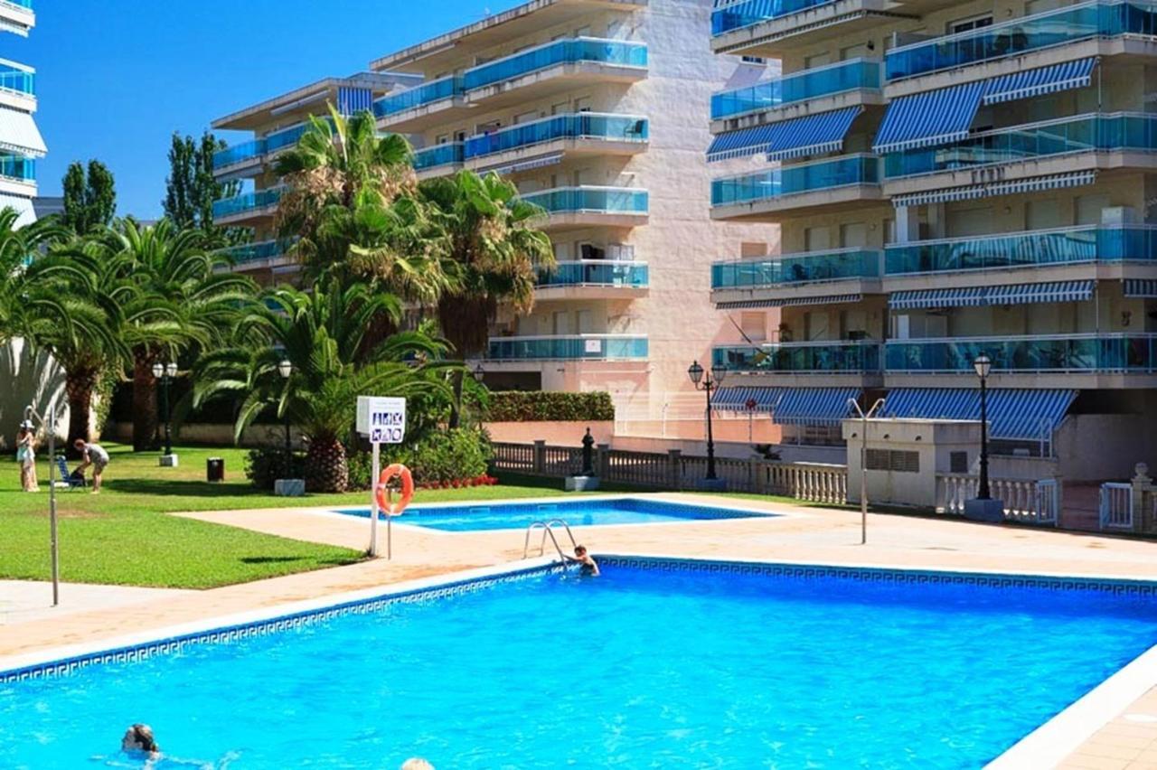 Uhc Village Park Apartments 萨洛 外观 照片