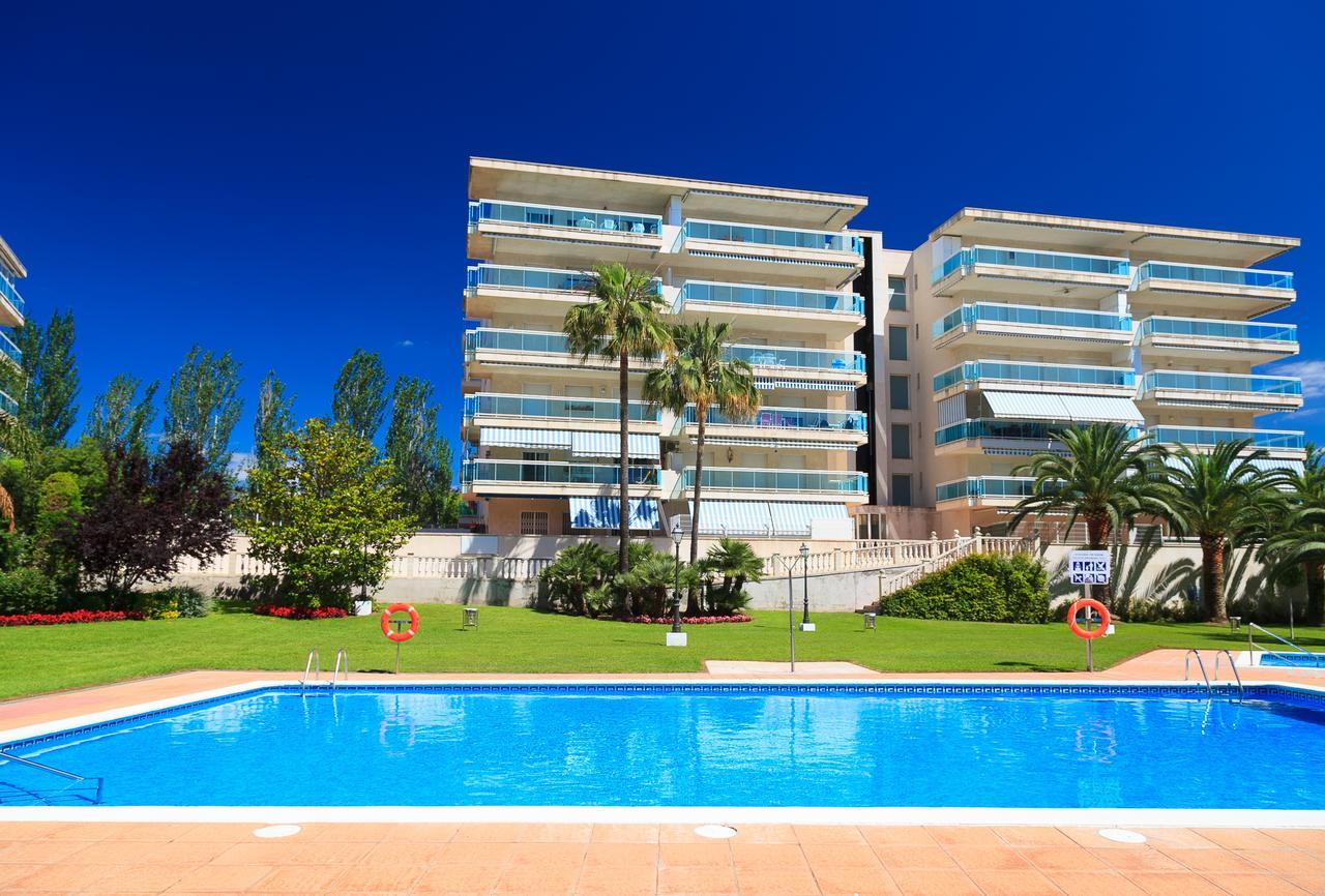 Uhc Village Park Apartments 萨洛 外观 照片