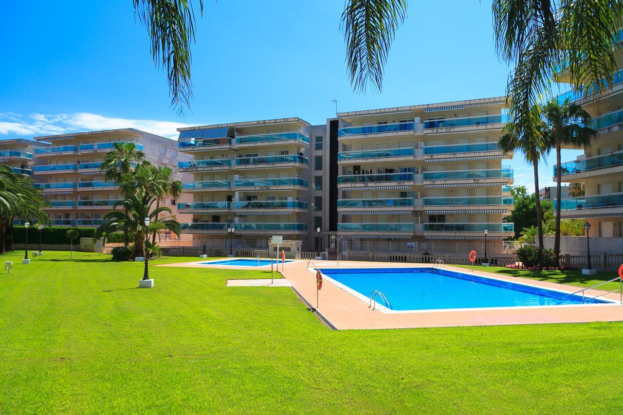Uhc Village Park Apartments 萨洛 外观 照片